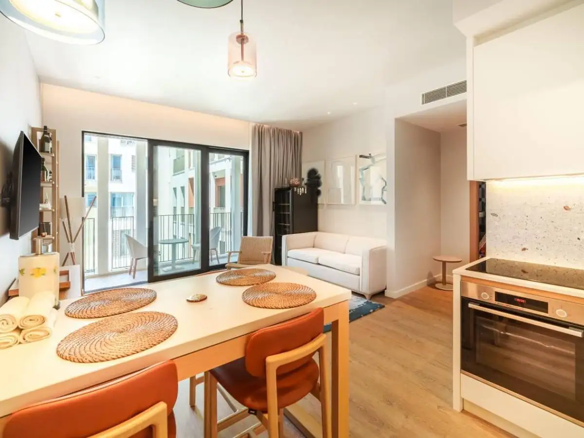 Flat 55m² in Montenegro, Porto Montenegro. Priced at 500000€ rent photo-6