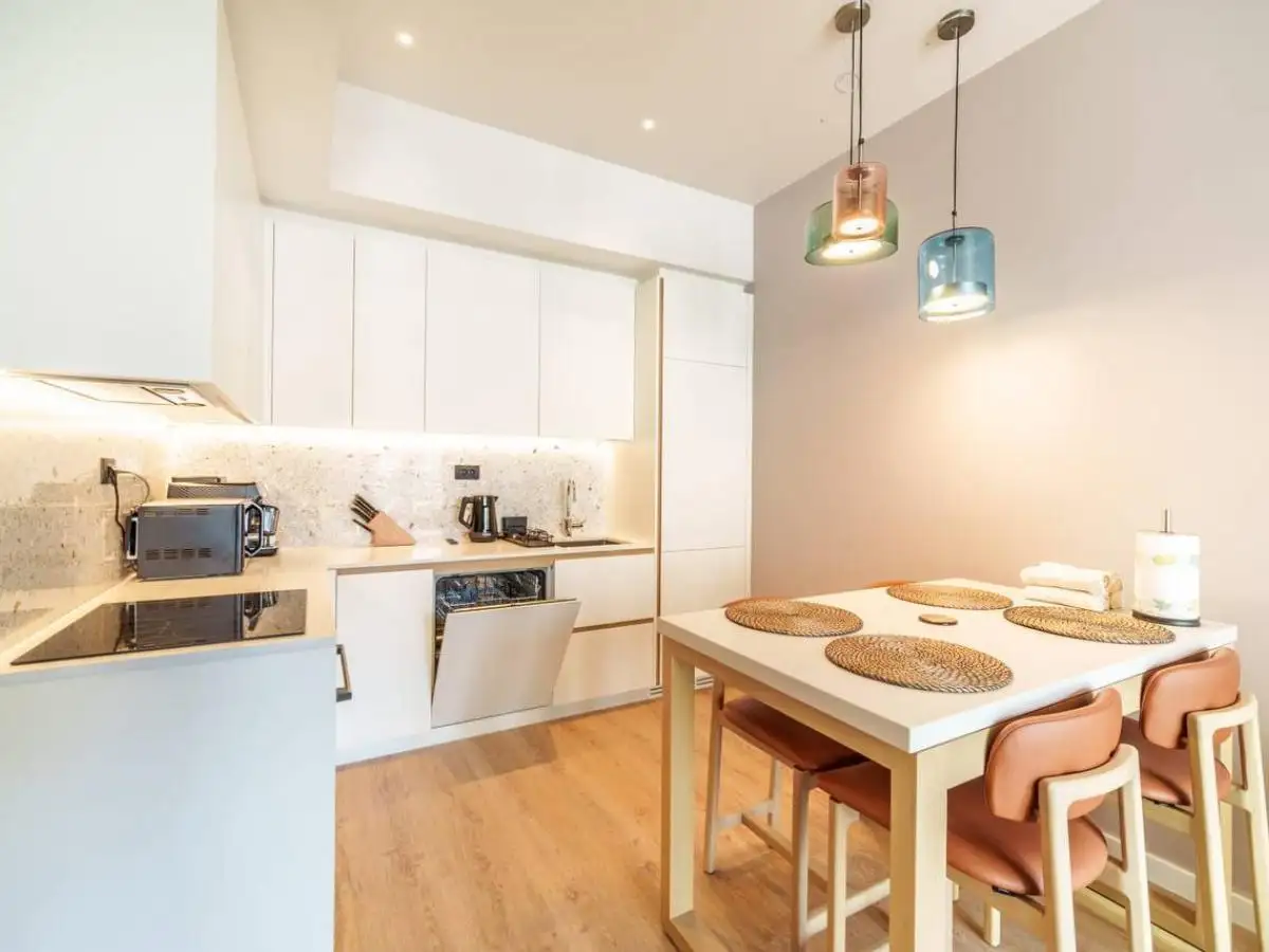 Flat 55m² in Montenegro, Porto Montenegro. Priced at 500000€ rent photo-11