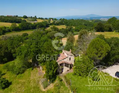 Buy in Italy for 450000€