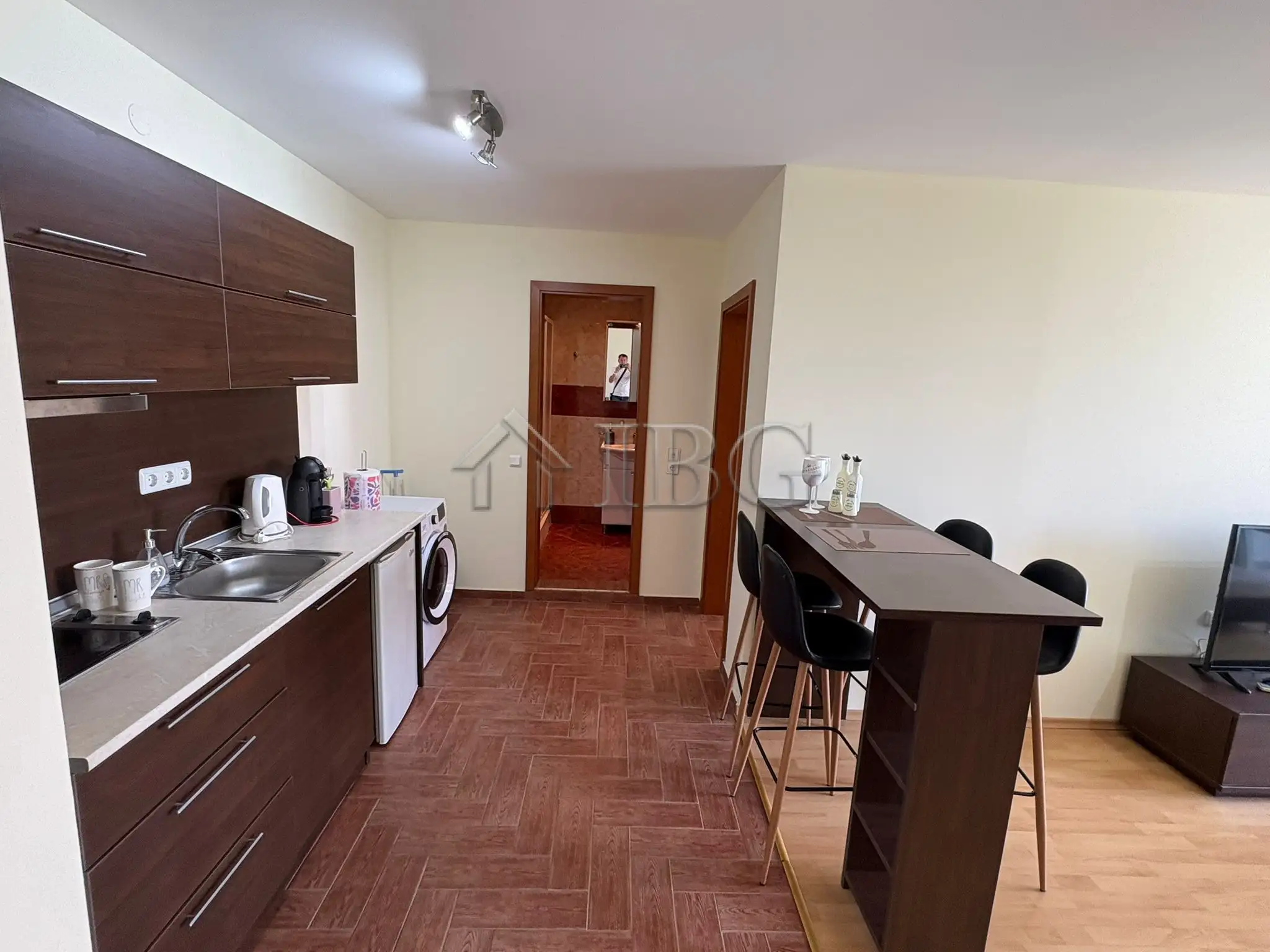 Flat 70m² in Bulgaria, Burgas. Priced at 94000€ rent photo-5