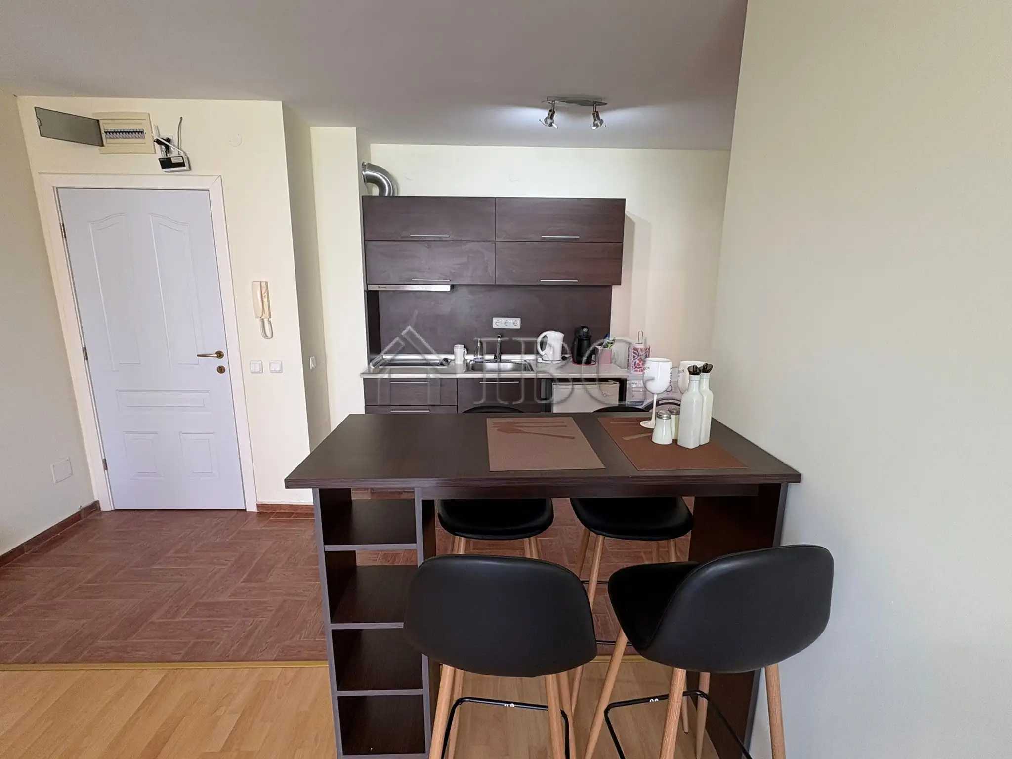 Flat 70m² in Bulgaria, Burgas. Priced at 94000€ rent photo-6