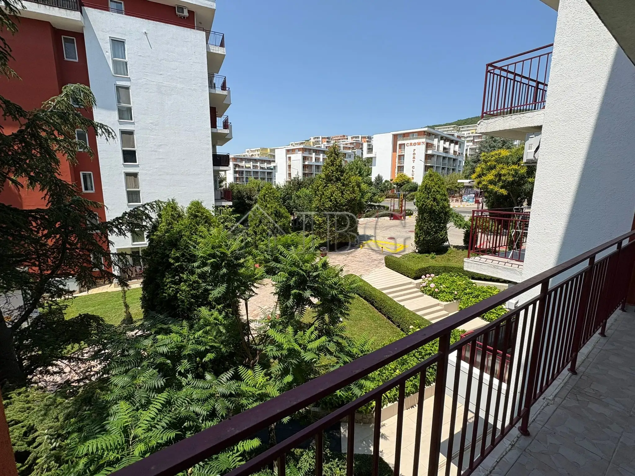 Flat 70m² in Bulgaria, Burgas. Priced at 94000€ rent photo-11