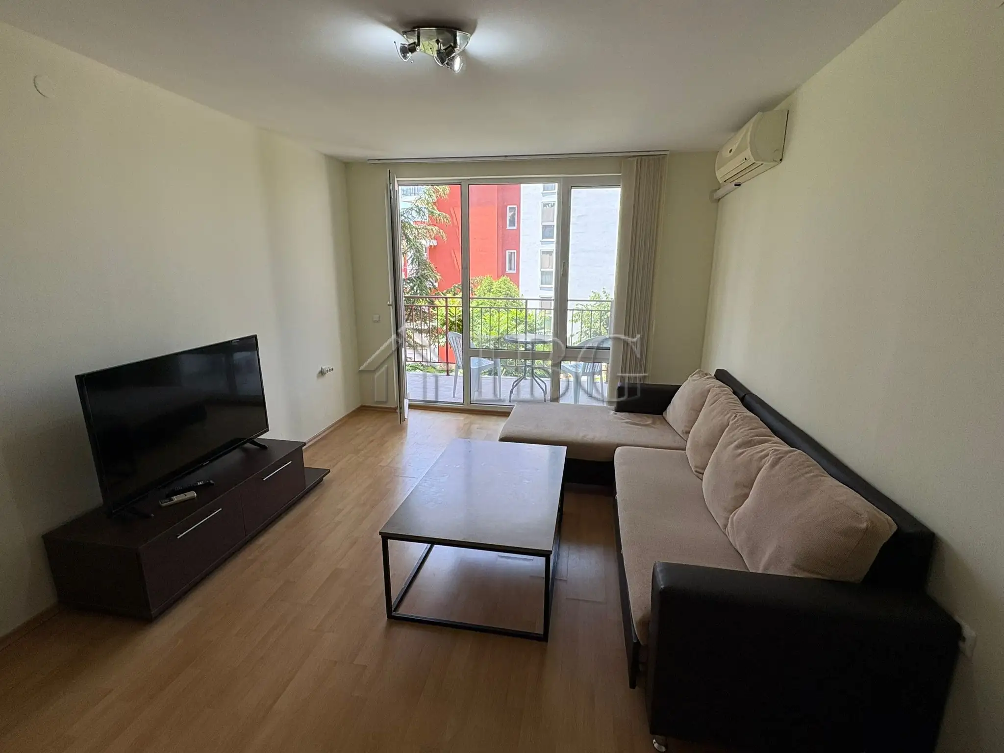 Flat 70m² in Bulgaria, Burgas. Priced at 94000€ rent photo-19