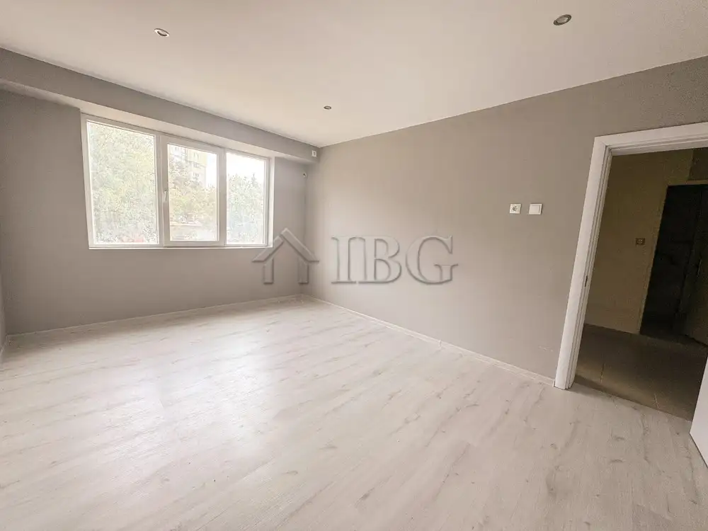 Flat 37m² in Bulgaria, Ruse. Priced at 44000€ rent photo-1