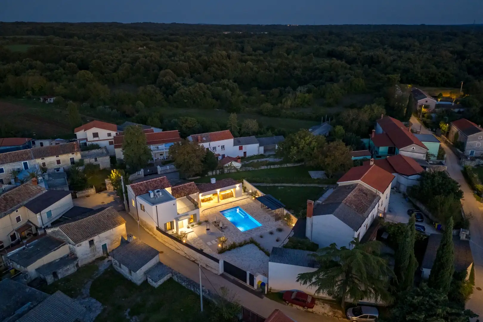 Villa 135m² in Croatia, Kanfanar. Priced at 540000€ rent photo-6