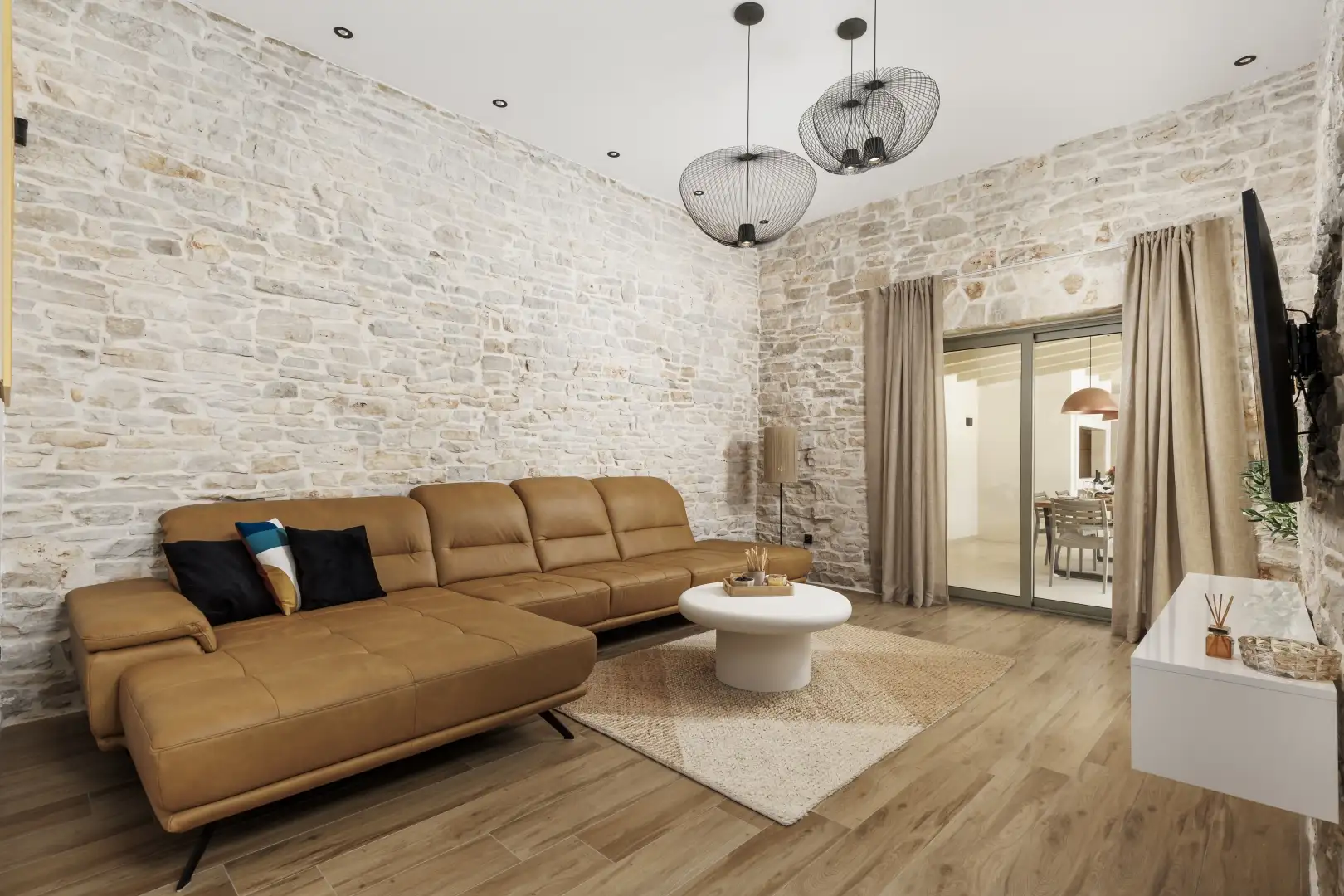 Villa 135m² in Croatia, Kanfanar. Priced at 540000€ rent photo-8