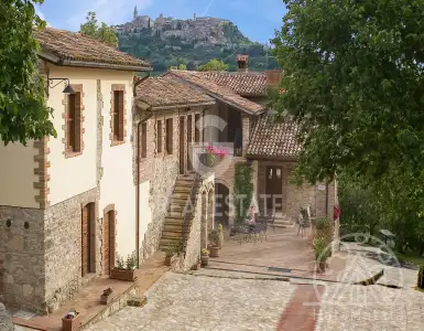 Buy in Italy for 2500000€