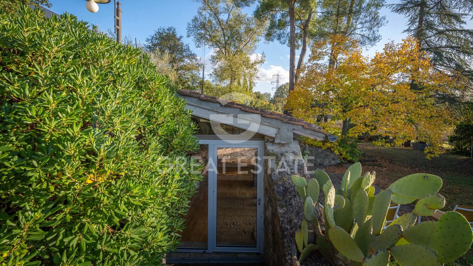 House 600m² in Italy, Grosseto. Priced at 750000€ rent photo-9