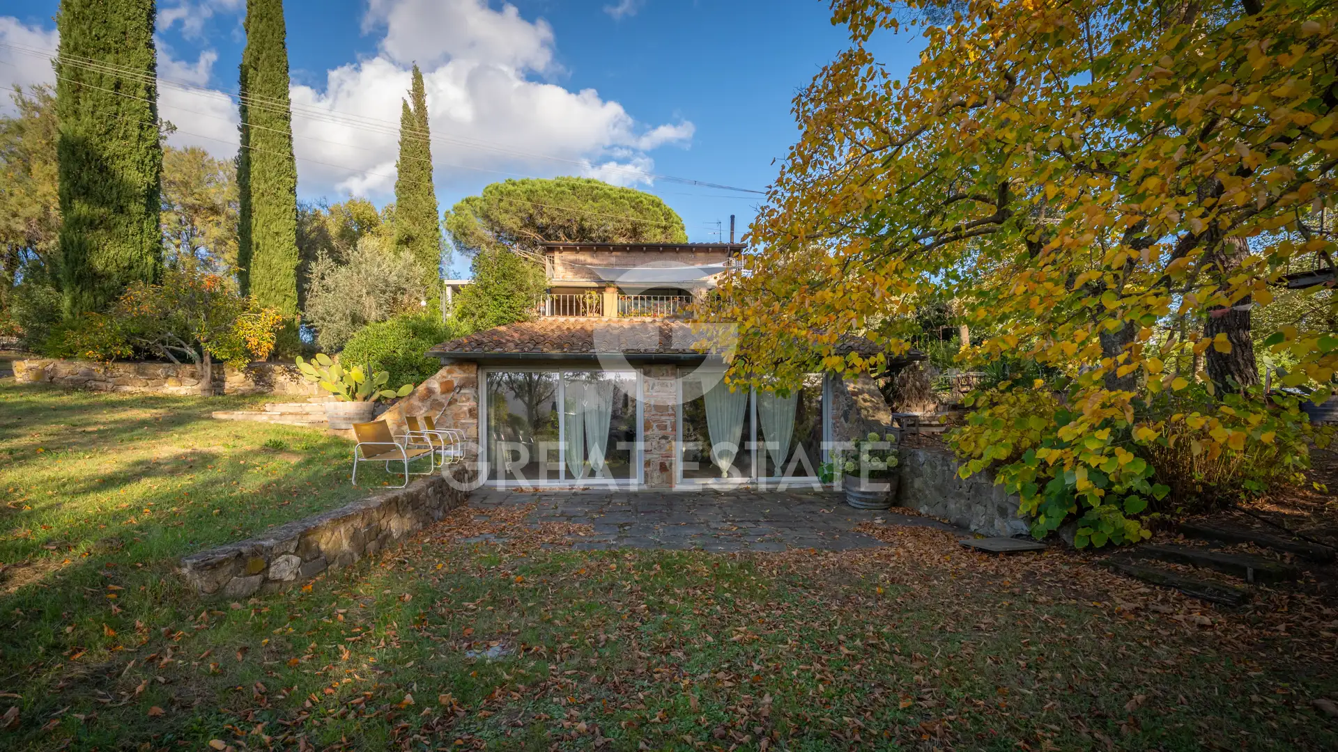 House 600m² in Italy, Grosseto. Priced at 750000€ rent photo-12