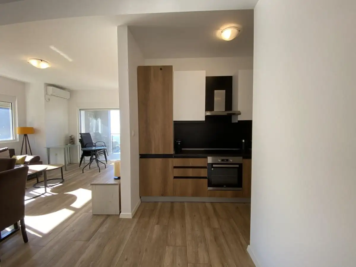 Flat 65m² in Montenegro, Becici. Priced at 180000€ rent photo-12