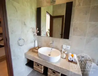 Buy in Indonesia for 6000000$