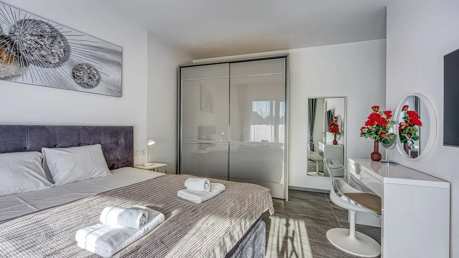 Villa 260m² in Croatia, Vabriga. Priced at 950000€ rent photo-12