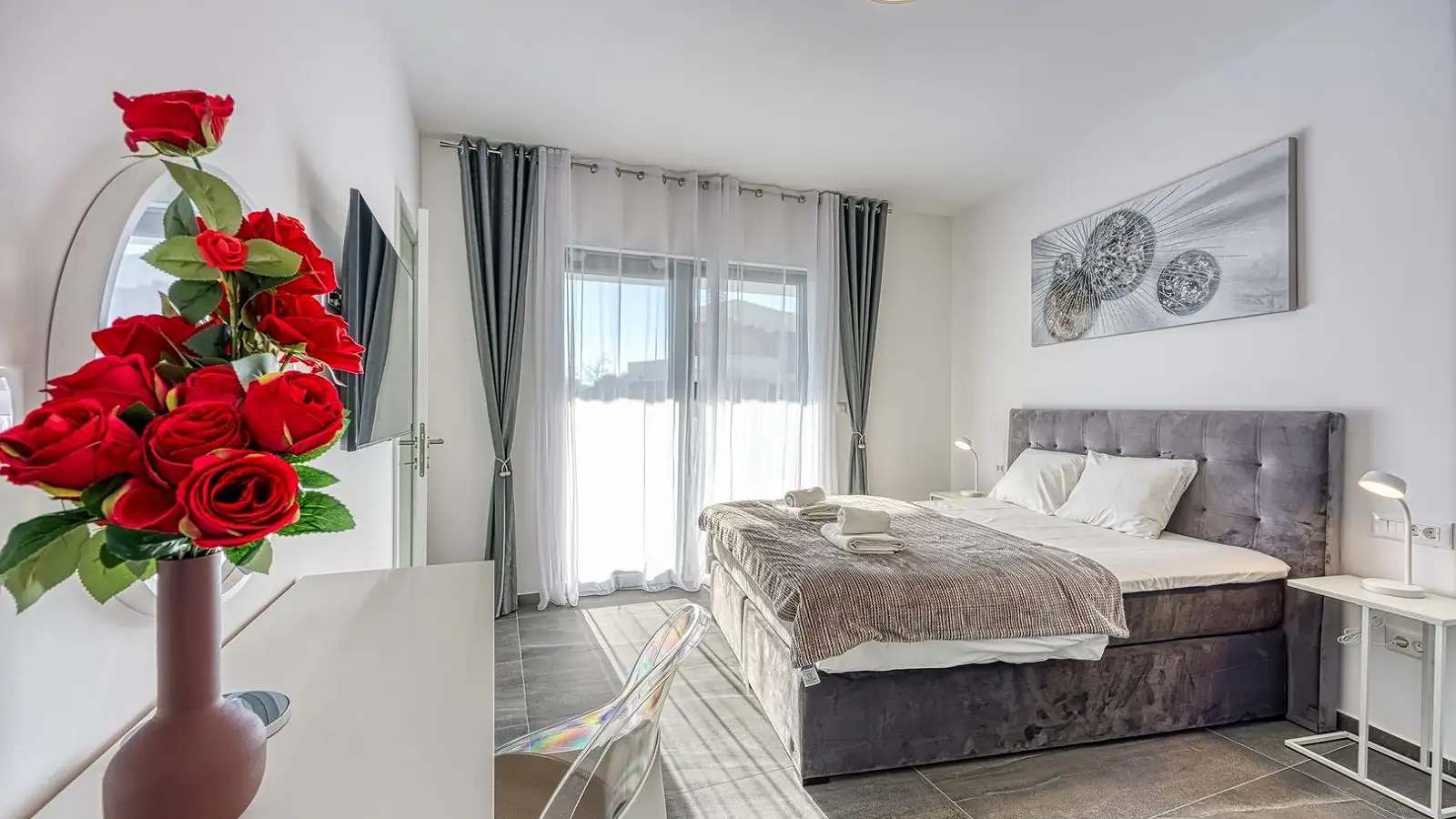 Villa 260m² in Croatia, Vabriga. Priced at 950000€ rent photo-16