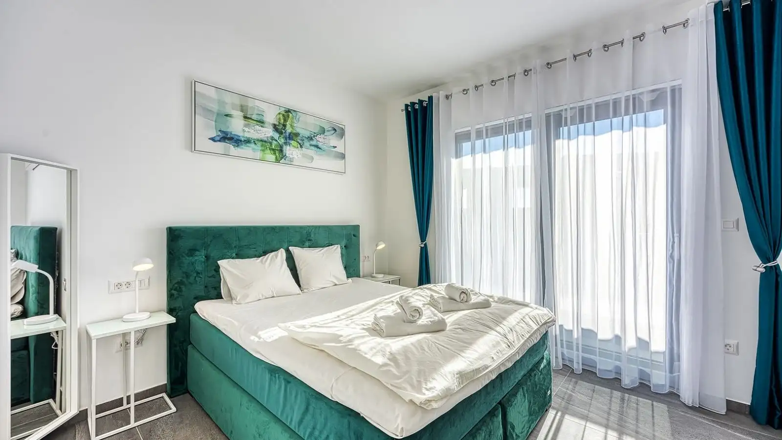 Villa 260m² in Croatia, Vabriga. Priced at 950000€ rent photo-18