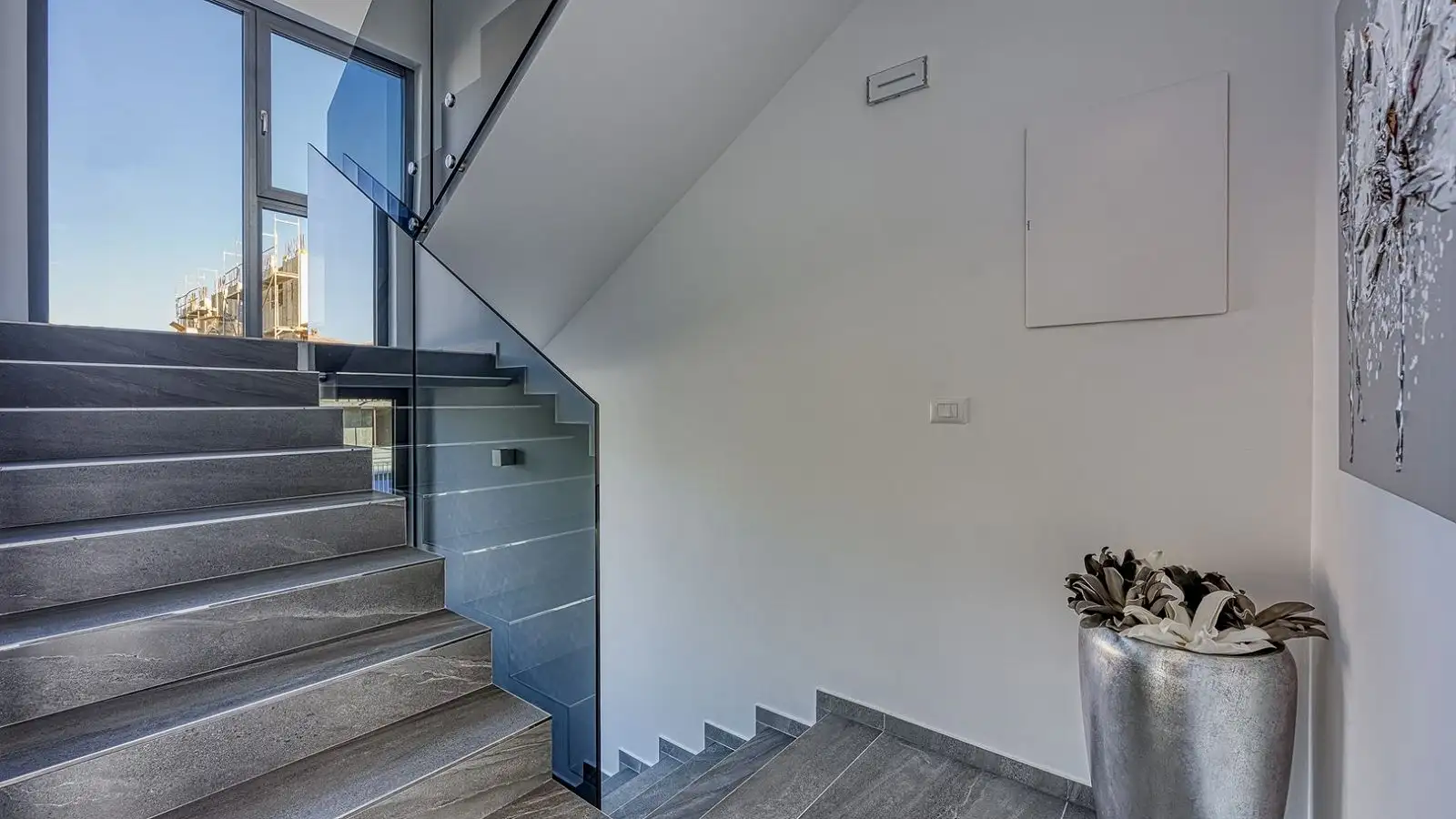 Villa 260m² in Croatia, Vabriga. Priced at 950000€ rent photo-21