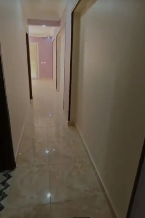 Flat 75m² in Egypt, Alexandria. Priced at 27000€ rent photo-10