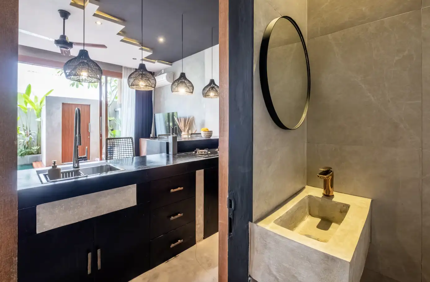 Villa 150m² in Indonesia, Canggu. Priced at 25000$ rent photo-4