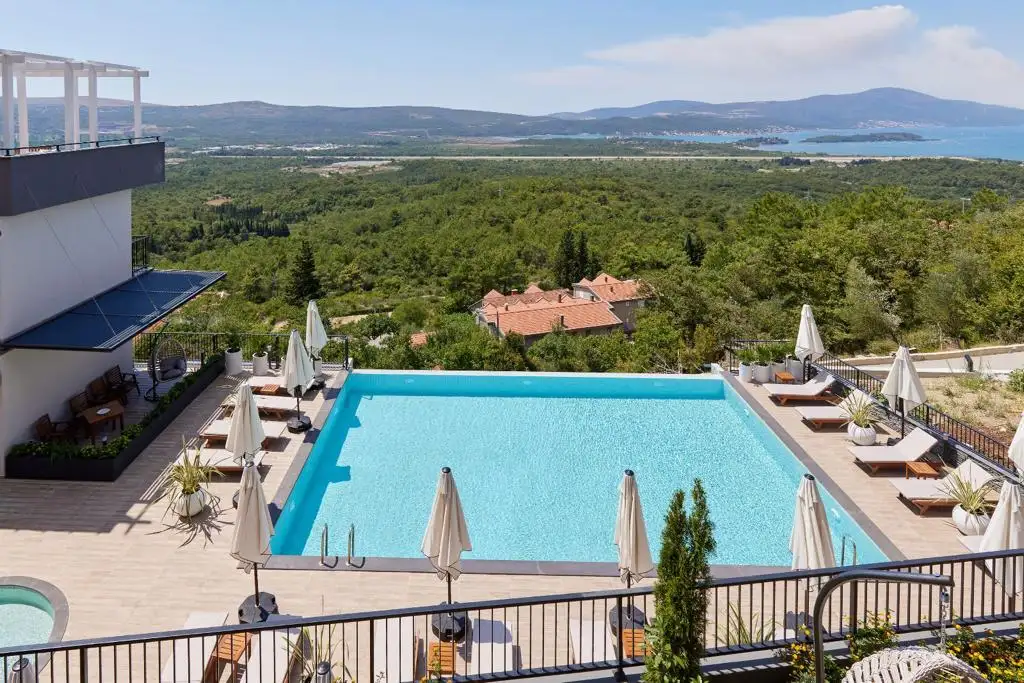 Flat 25m² in Montenegro, Kavac. Priced at 170000€ rent photo-7