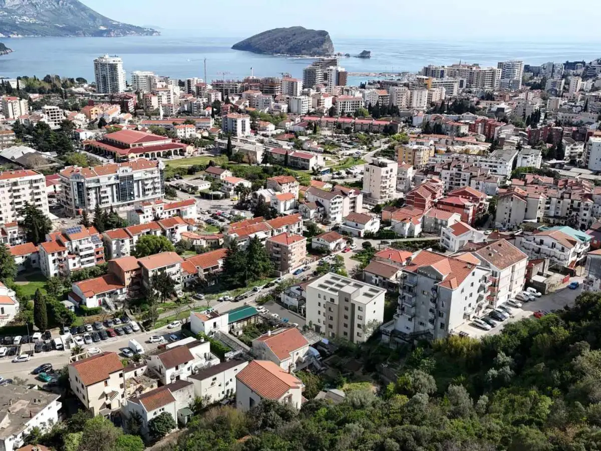 Flat 68m² in Montenegro, Budva. Priced at 279000€ rent photo-2