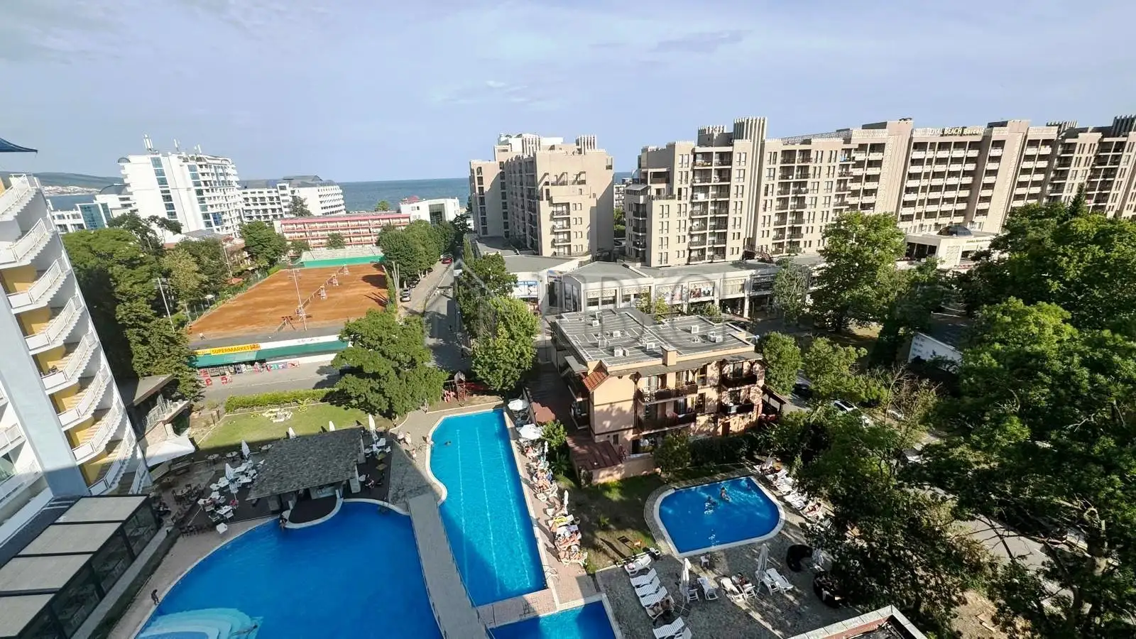 Flat 98m² in Bulgaria, Sunny Beach. Priced at 93000€ rent photo-4