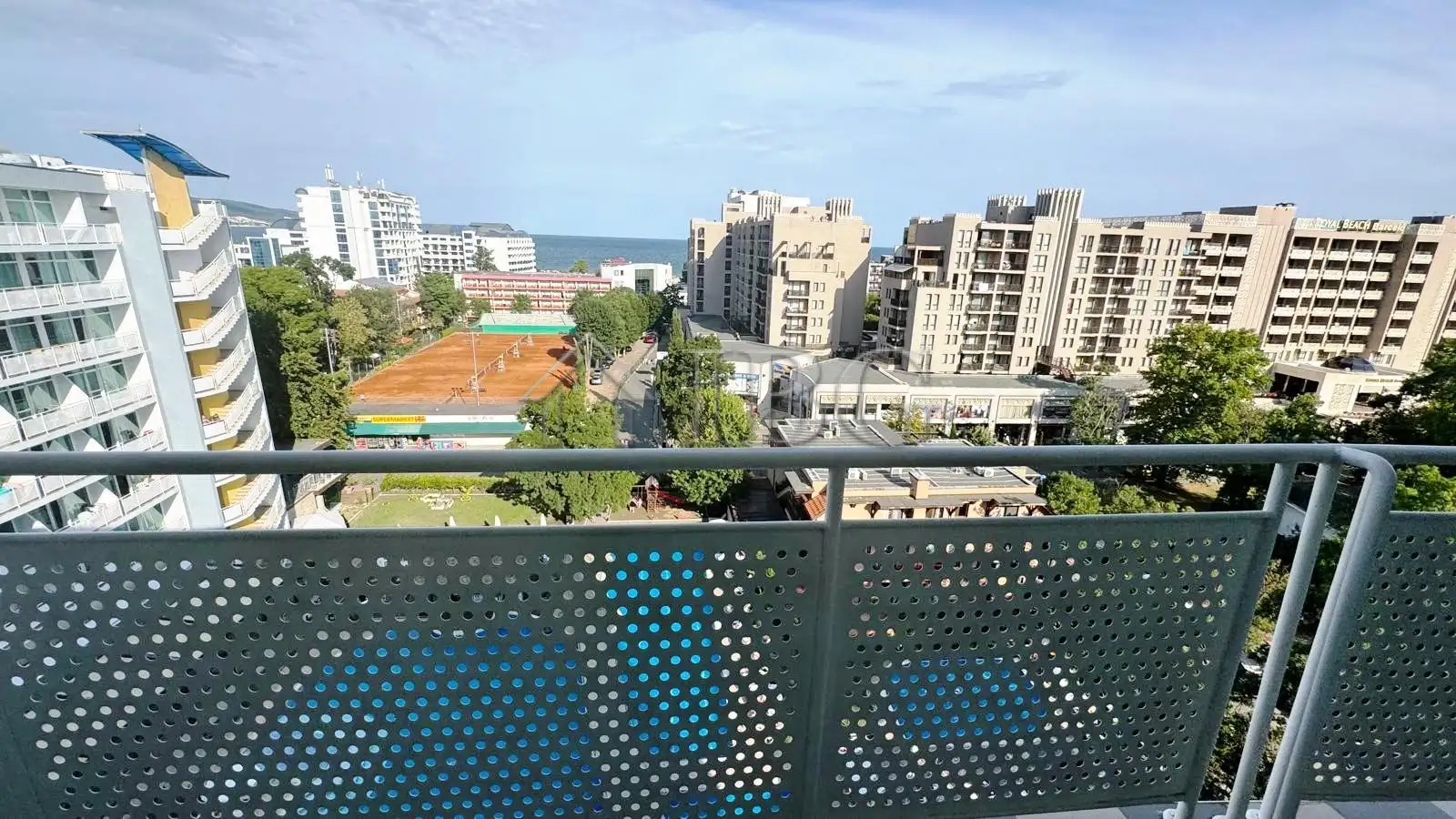 Flat 98m² in Bulgaria, Sunny Beach. Priced at 93000€ rent photo-9