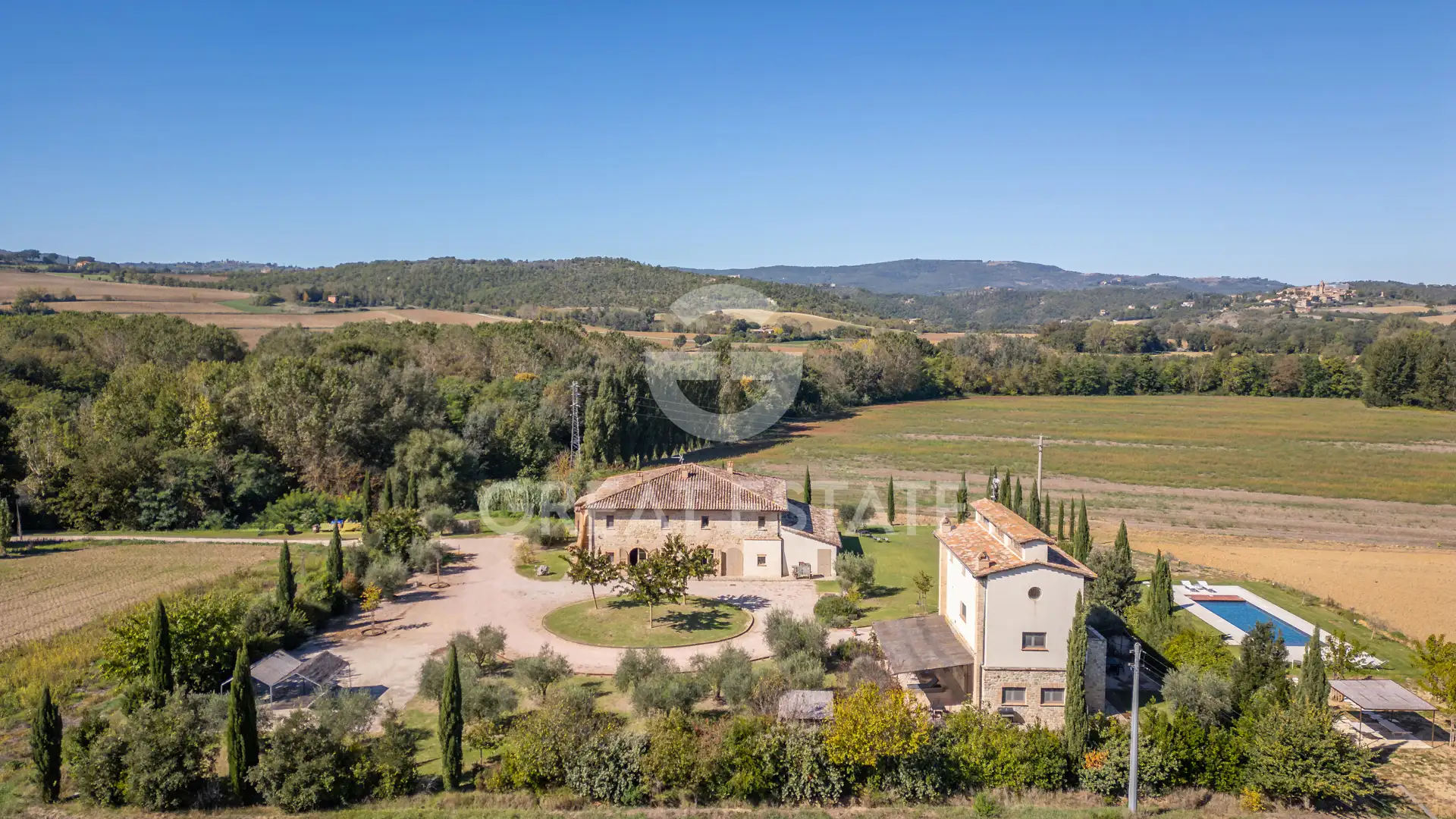 House 3310m² in Italy, Perugia. Priced at 3360000€ rent photo-1