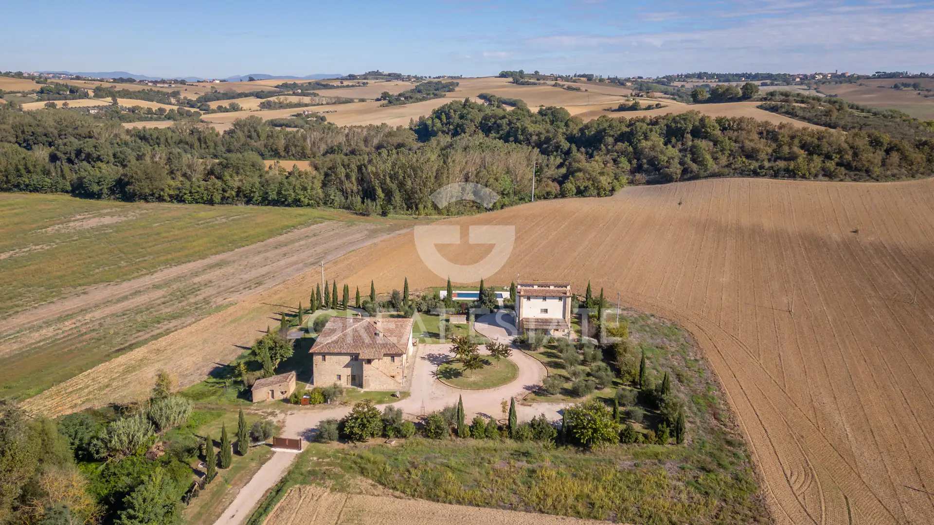 House 3310m² in Italy, Perugia. Priced at 3360000€ rent photo-8