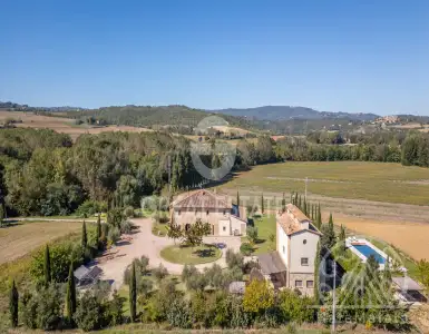 Buy in Italy for 3360000€