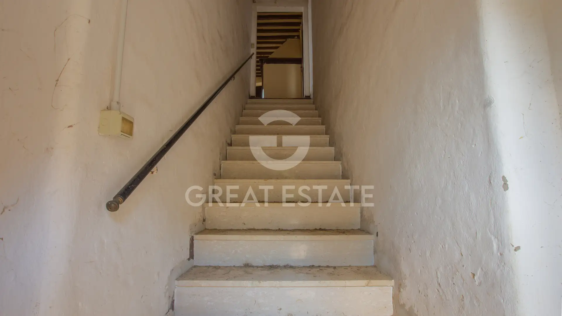 House 860m² in Italy, Perugia. Priced at 485000€ rent photo-12