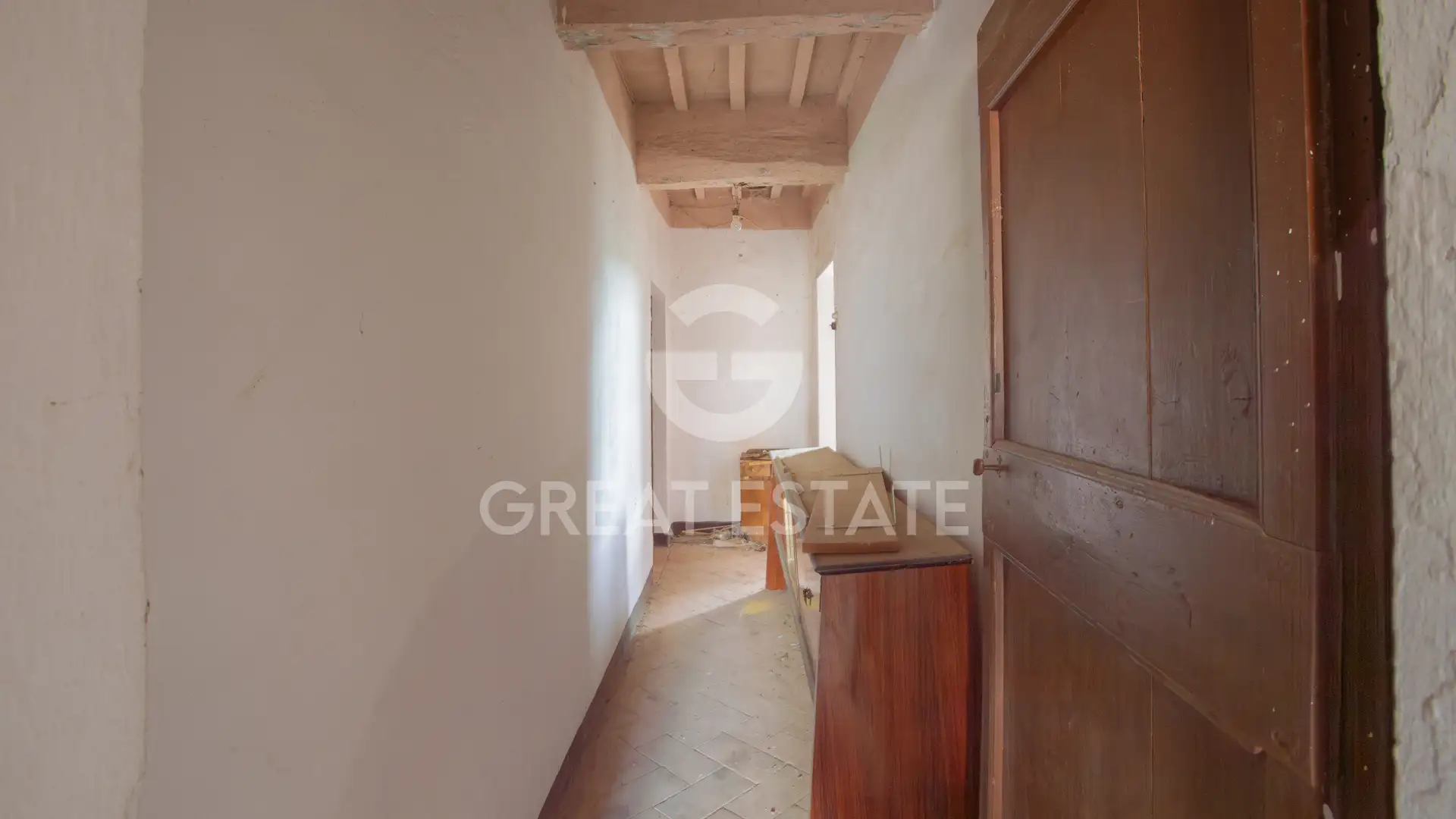 House 860m² in Italy, Perugia. Priced at 485000€ rent photo-15