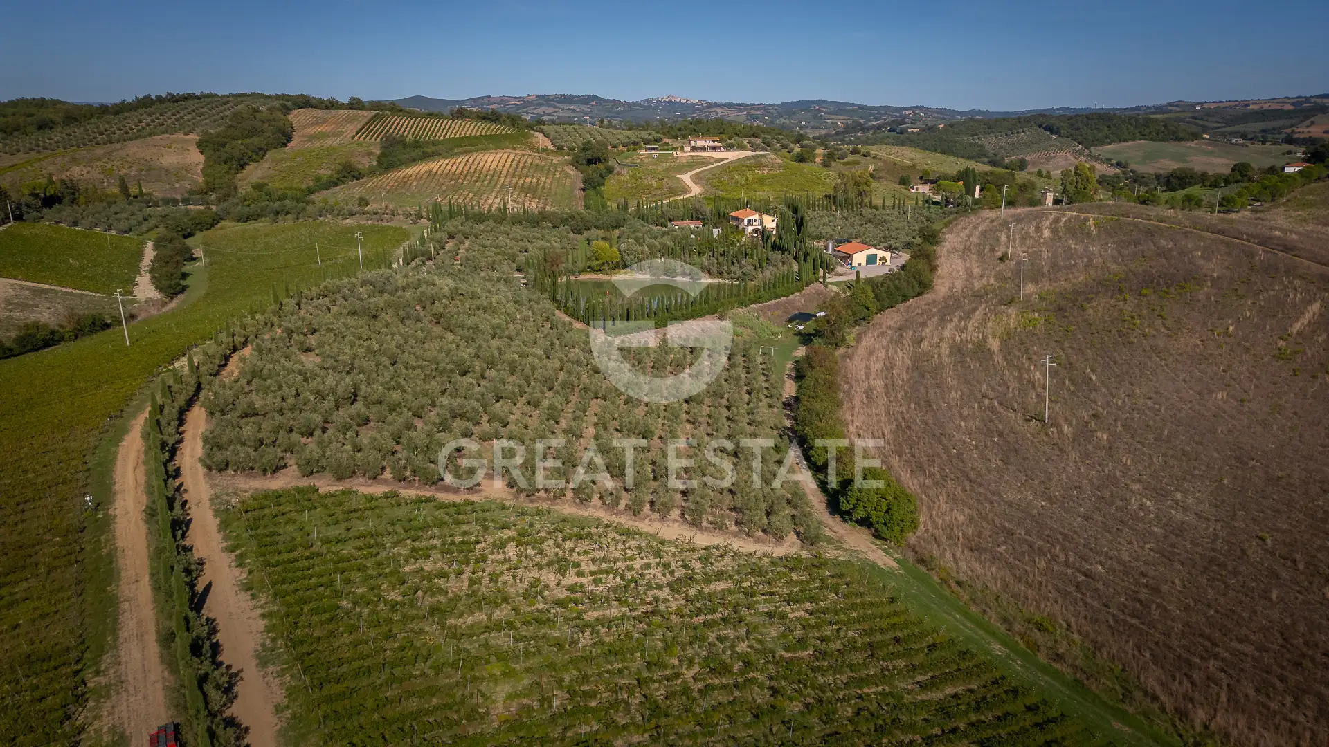 Country House 859m² in Italy, Grosseto. Priced at 4500000€ rent photo-11