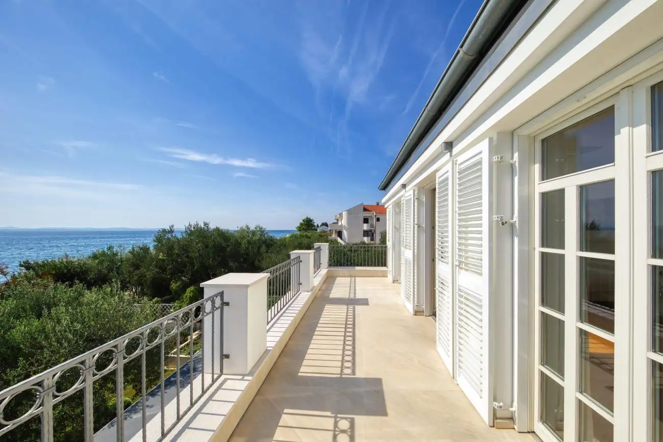 Villa 210m² in Croatia, Zadar. Priced at 2450000€ rent photo-20