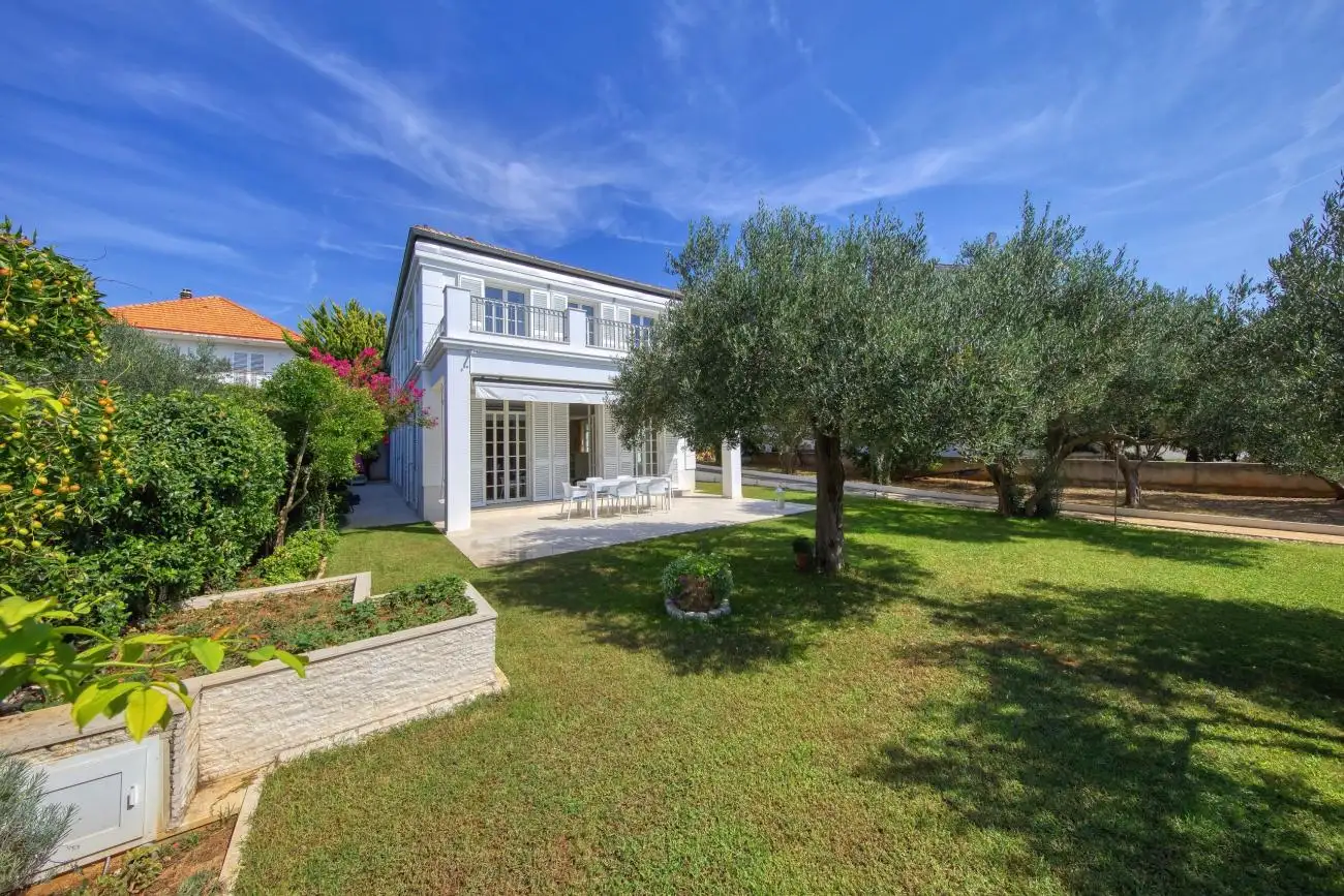 Villa 210m² in Croatia, Zadar. Priced at 2450000€ rent photo-25