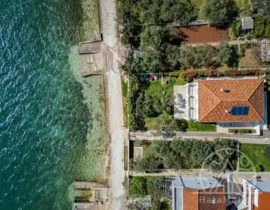 Buy in Croatia for 2450000€