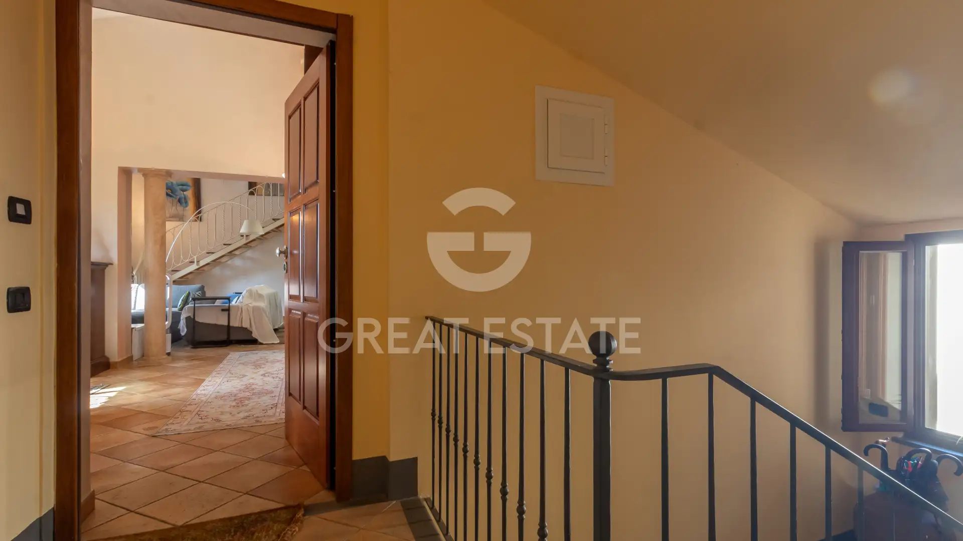 Flat 209m² in Italy, Terney. Priced at 420000€ rent photo-4