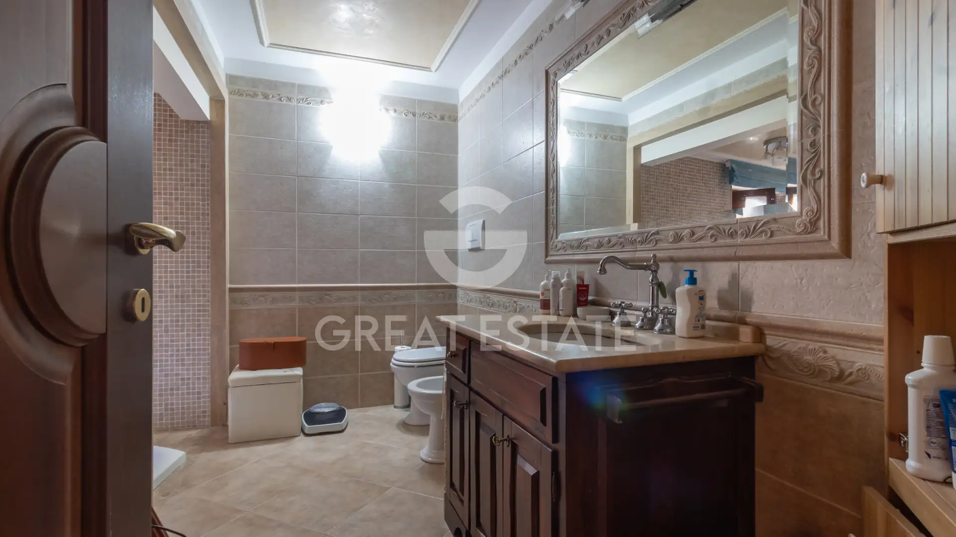 Flat 209m² in Italy, Terney. Priced at 420000€ rent photo-13