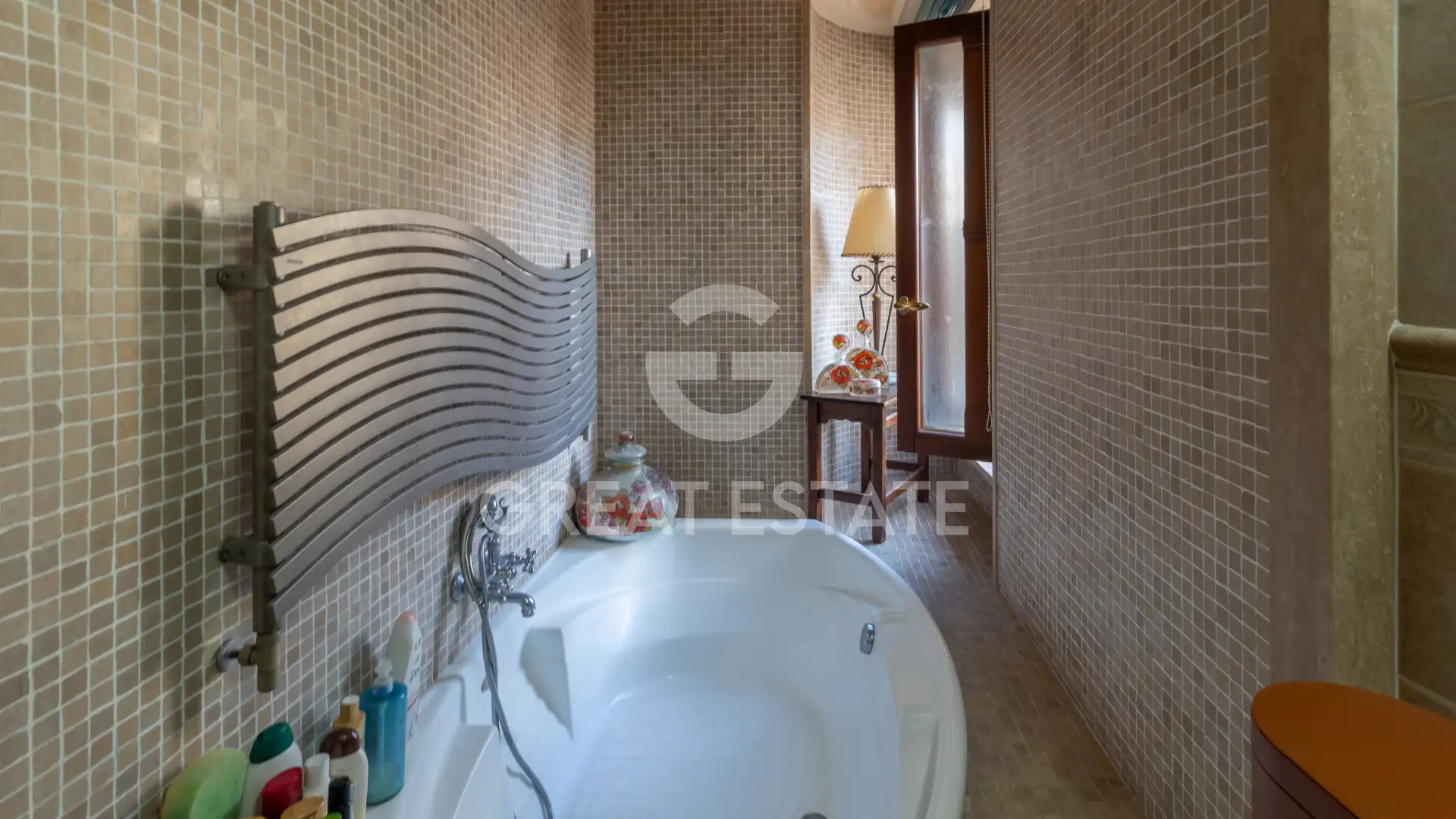 Flat 209m² in Italy, Terney. Priced at 420000€ rent photo-14
