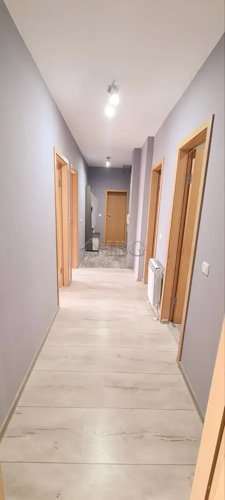 Flat 96m² in Bulgaria, Ruse. Priced at 560€ rent photo-9