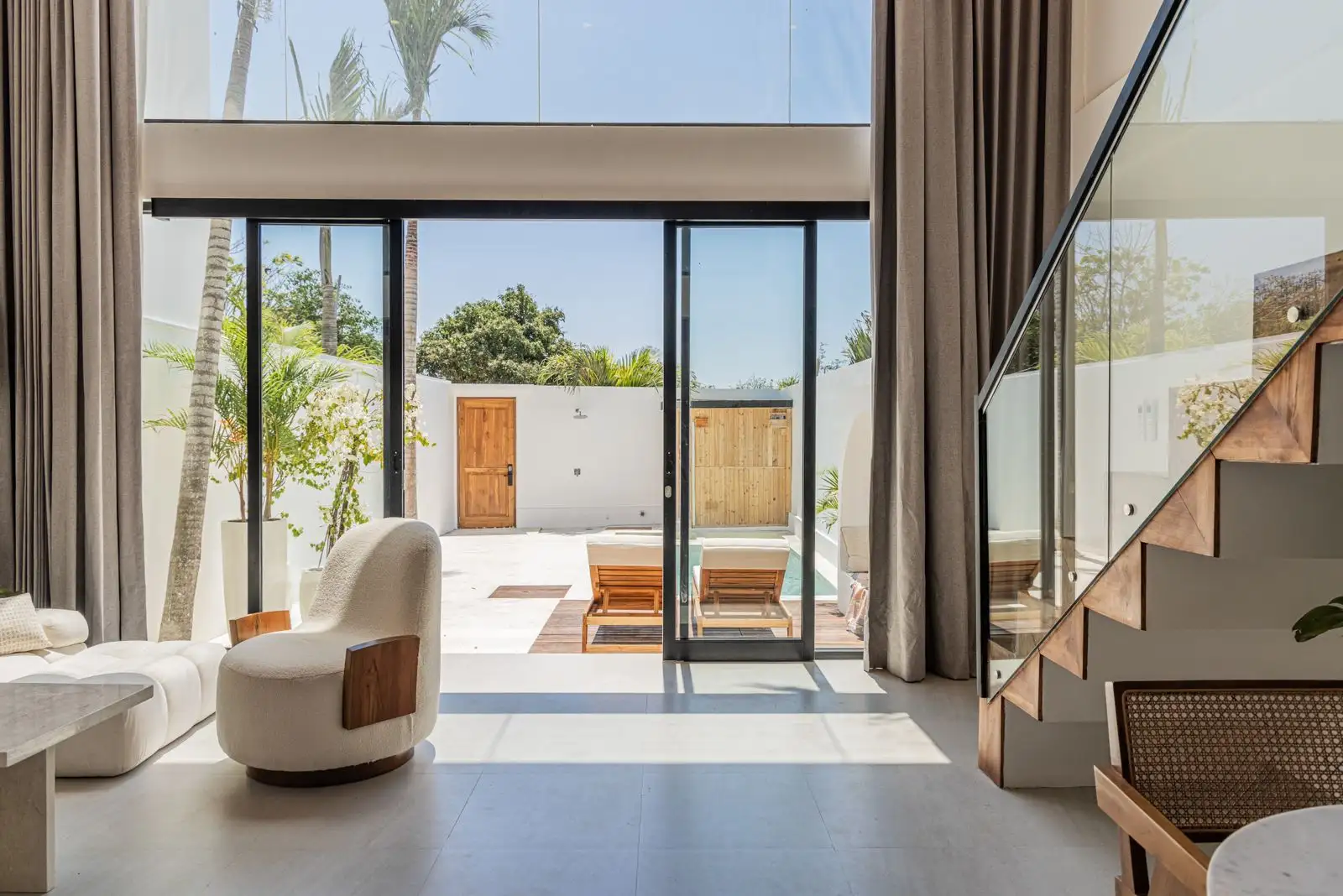 Villa 200m² in Indonesia, Bukit. Priced at 392121$ rent photo-17