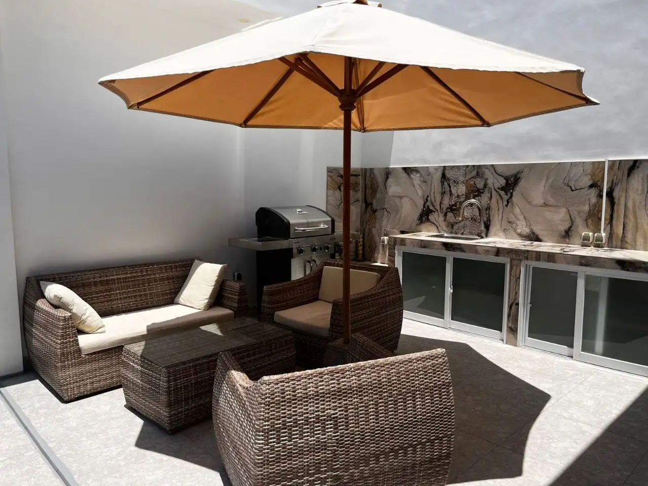 Villa 200m² in Indonesia, Sanur. Priced at 490000$ rent photo-5