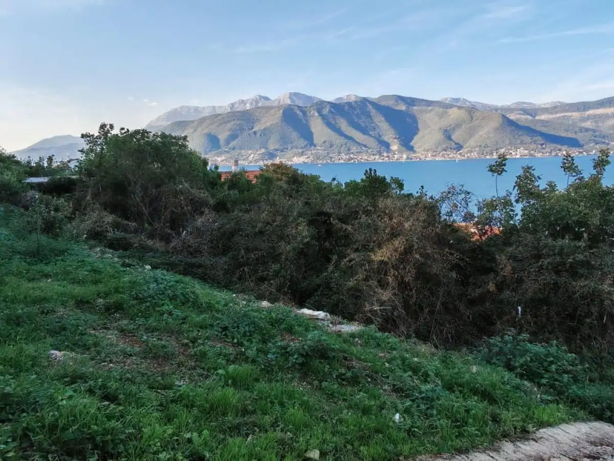 Land 1m² in Montenegro, Krasici. Priced at 55000€ rent photo-1