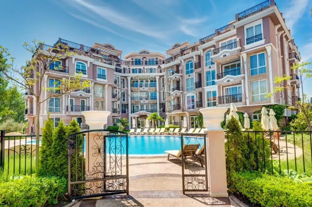 Flat 50m² in Bulgaria, Sunny Beach. Priced at 105000€ rent photo-1