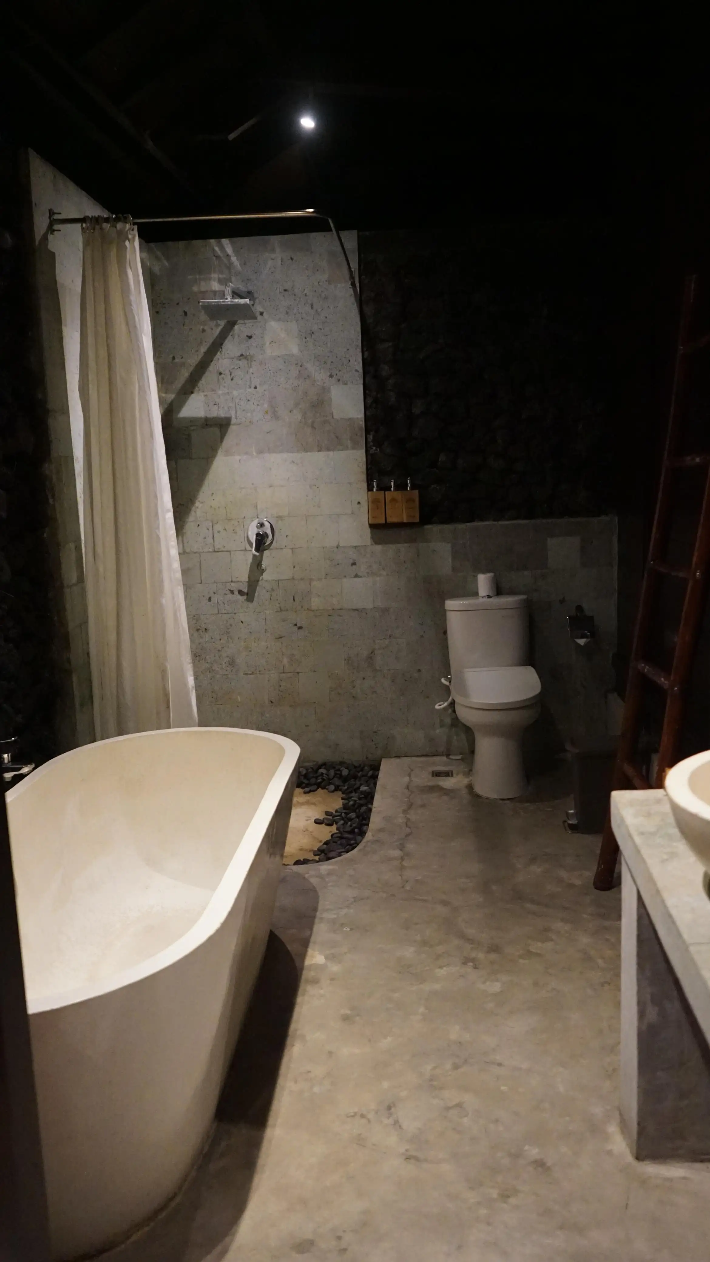 Other Properties 920m² in Indonesia, Ubud. Priced at 1509000$ rent photo-18