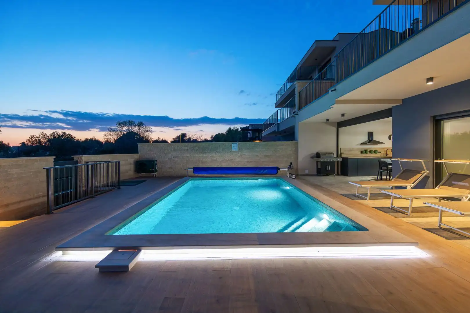 Villa 244m² in Croatia, Banjole. Priced at 899000€ rent photo-12