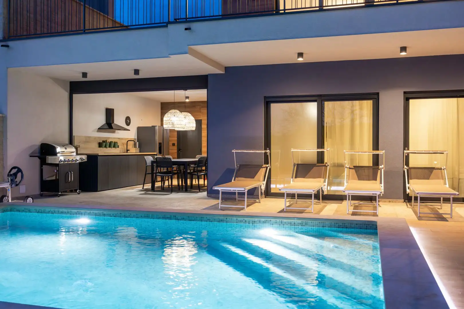 Villa 244m² in Croatia, Banjole. Priced at 899000€ rent photo-18