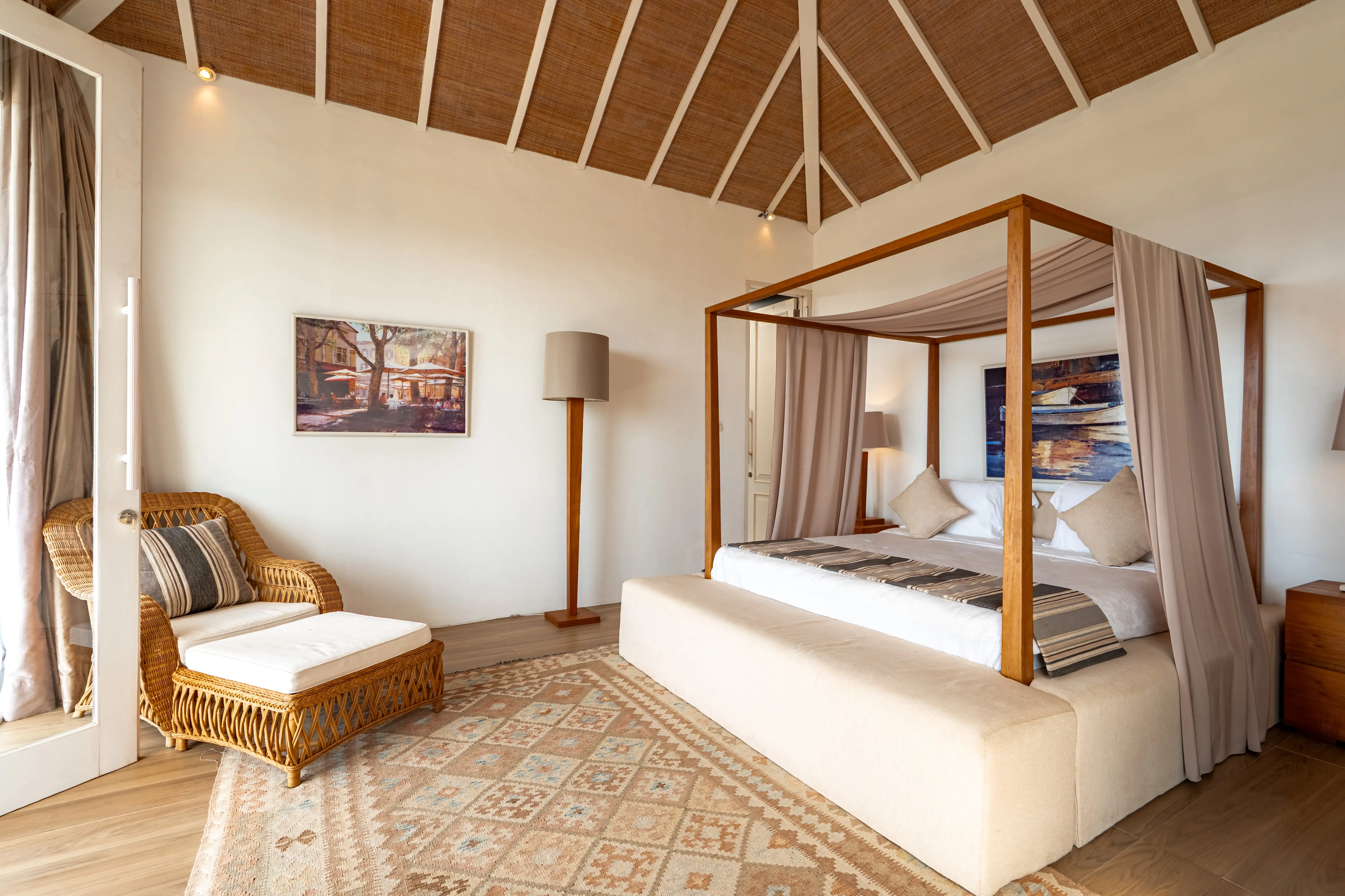 Villa 400m² in Indonesia, Bukit. Priced at 1800000$ rent photo-8