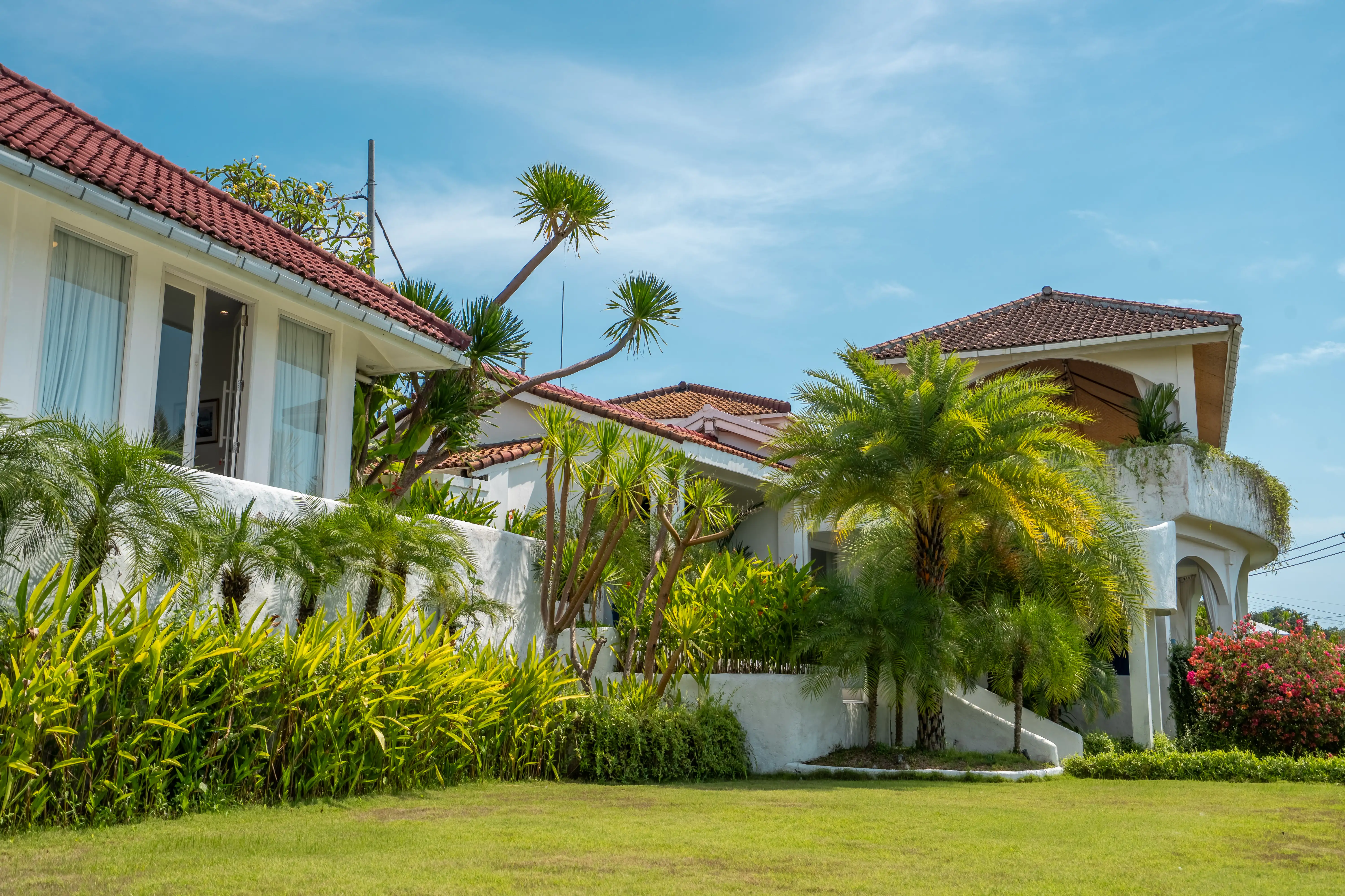Villa 400m² in Indonesia, Bukit. Priced at 1800000$ rent photo-22