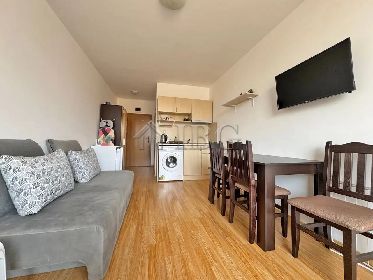 Flat 31m² in Bulgaria, Sunny Beach. Priced at 49999€ rent photo-4