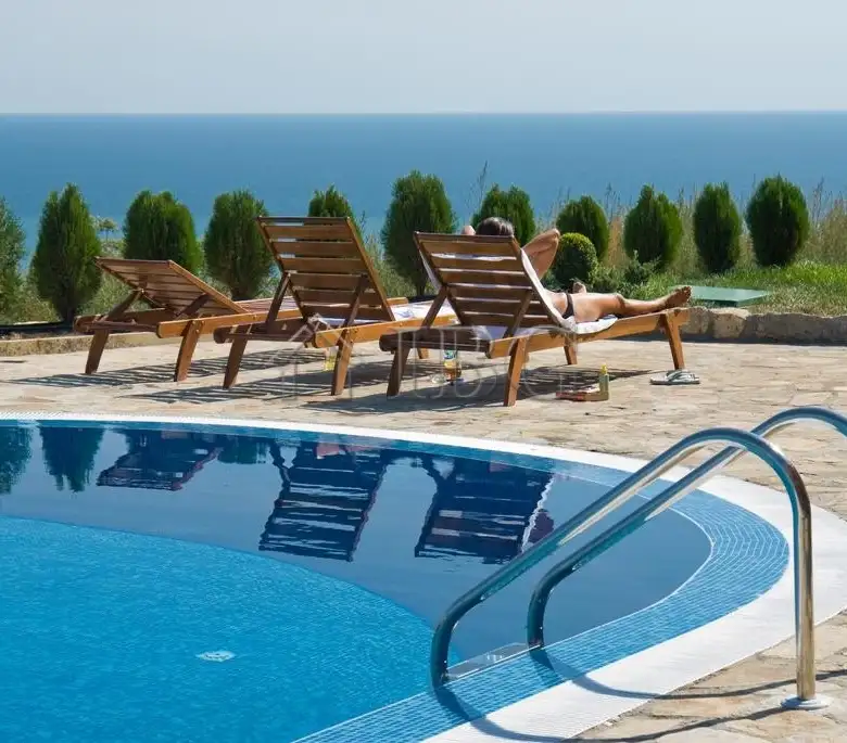 Flat 120m² in Bulgaria, Topola. Priced at 190000€ rent photo-2