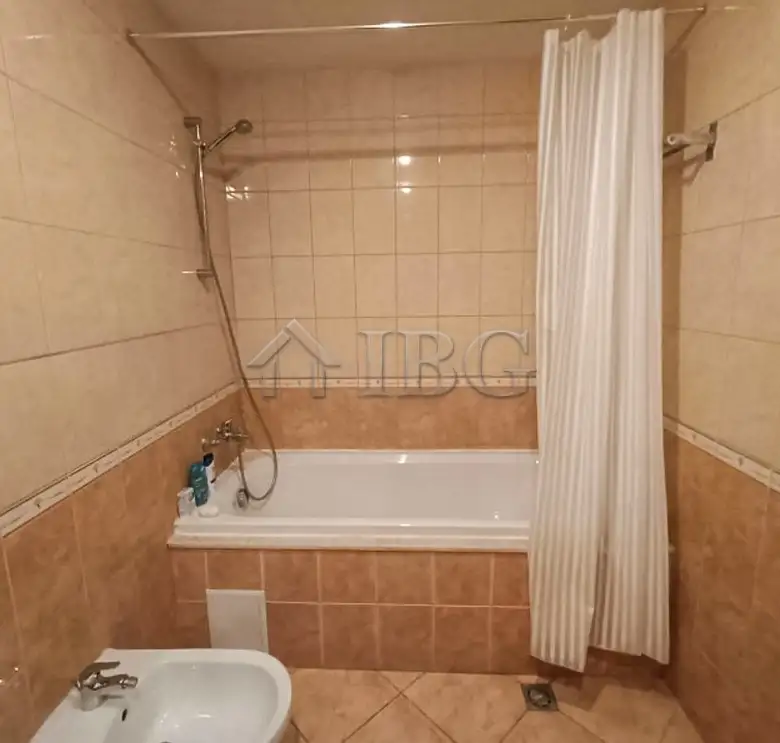 Flat 120m² in Bulgaria, Topola. Priced at 190000€ rent photo-10